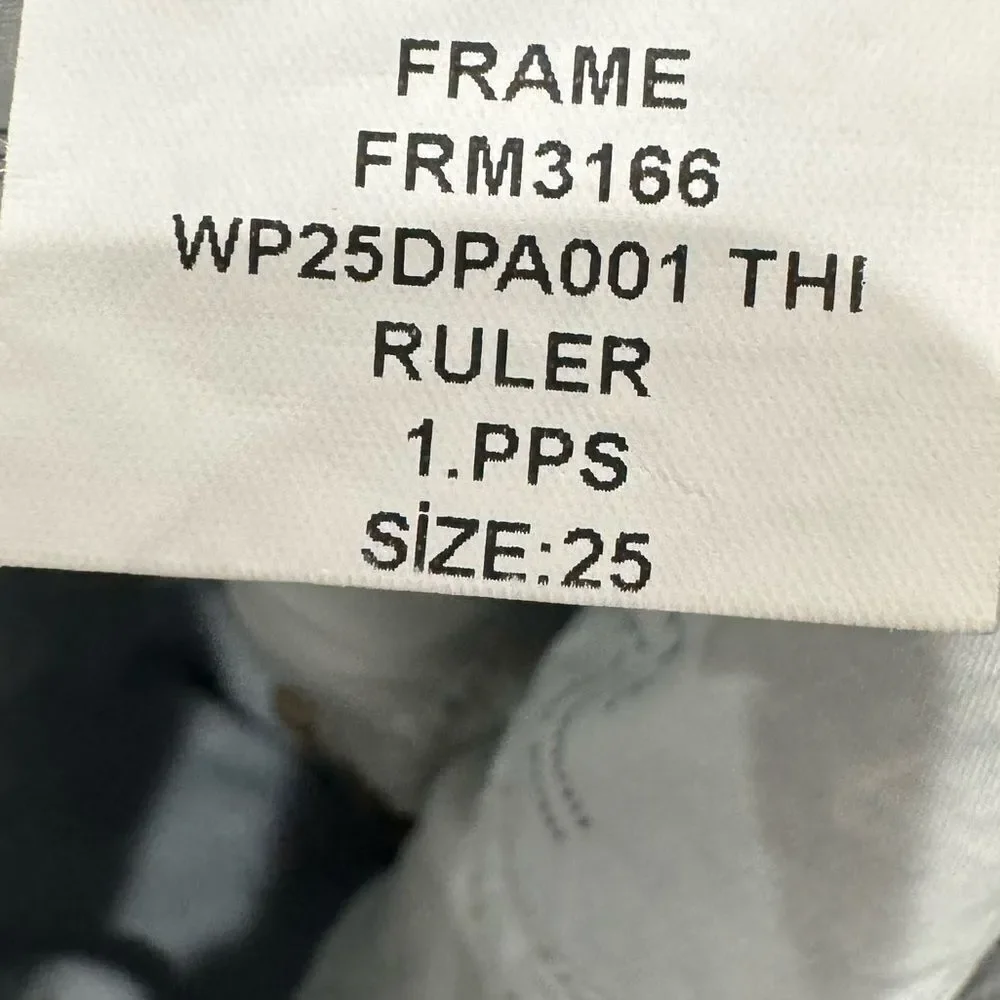 FRAME The Ruler Jeans - Picture 11 of 11